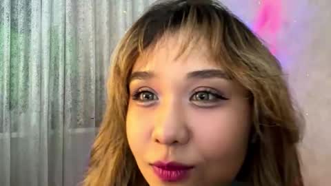 Snapshot of clary_cloud chatting on 12-02-25, 06:47 Lara online show from 12-02-25, 06:47