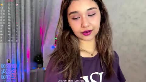 Snapshot of clary_cloud chatting on 12-16-25, 06:57 Lara online show from 12-16-25, 06:57