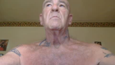 Snapshot of classic_rock_and_oldies chatting on 06-26-26, 11:47 Pizza online show from 06-26-26, 11:47