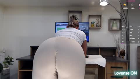 Snapshot of classy_medeeea chatting on 01-20-25, 01:07 Deea xxx online show from 01-20-25, 01:07