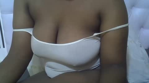 classy_zoey online show from 10-07-25, 09:06