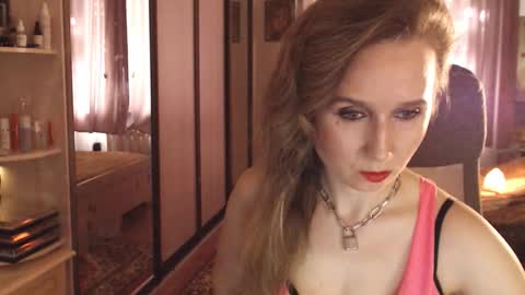 Snapshot of classyinna chatting on 09-29-25, 05:56 classyinna online show from 09-29-25, 05:56