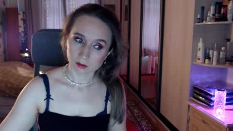 Snapshot of classyinna chatting on 10-29-25, 09:44 classyinna online show from 10-29-25, 09:44