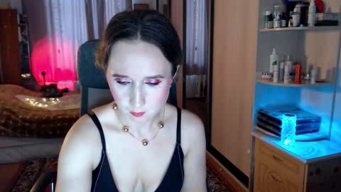 Snapshot of classyinna chatting on 12-15-25, 06:17 classyinna online show from 12-15-25, 06:17