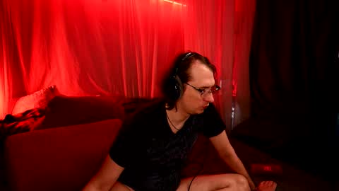 Claudia Cyberfox and Elon online show from 10-24-25, 06:21