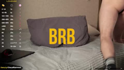 Snapshot of claudrainwall chatting on 01-11-26, 08:58 Claud online show from 01-11-26, 08:58