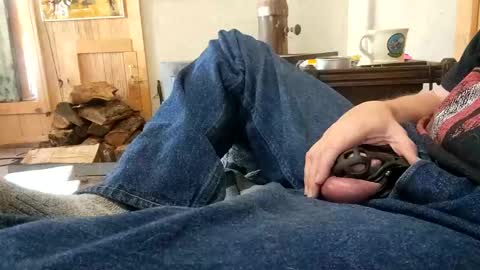 Clay online show from 12-31-24, 06:35