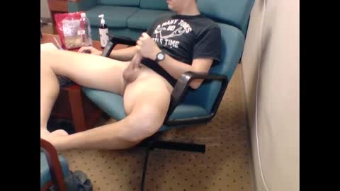 Snapshot of clayyalc2 chatting on 03-10-25, 06:27 clayyalc2 online show from 03-10-25, 06:27