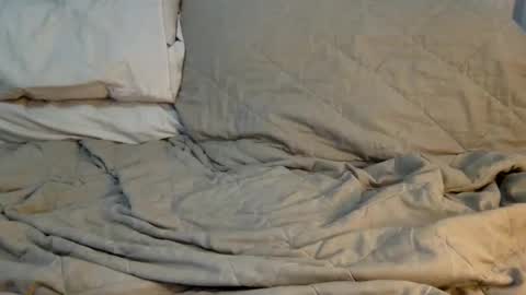 Anon online show from 12-15-25, 04:33