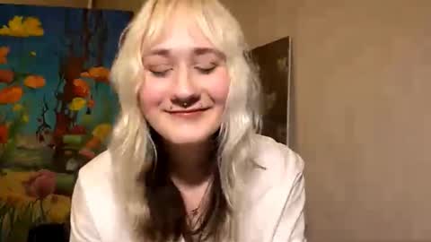 Snapshot of clementinehollner chatting on 10-17-25, 06:21 Jenny online show from 10-17-25, 06:21