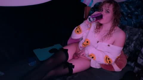 clemie32677 online show from 11-25-25, 10:43