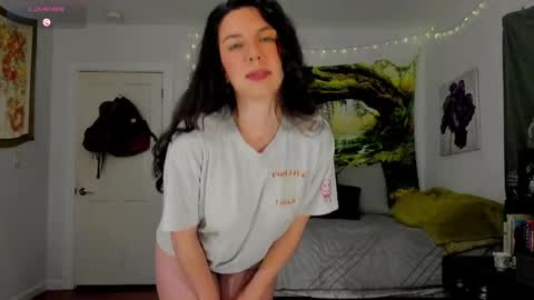 Snapshot of cleo_cam chatting on 04-26-26, 01:14 Cleo Schedule Updates online show from 04-26-26, 01:14