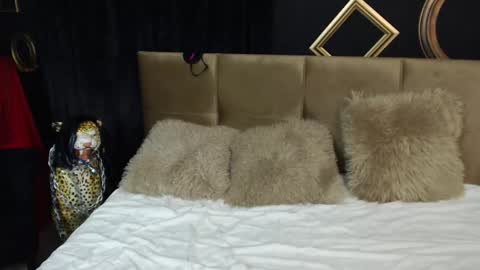 Cleo online show from 10-27-25, 09:19