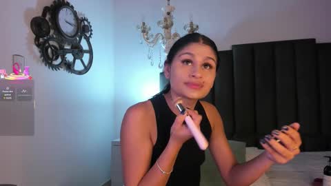 Snapshot of cleopatraa1 chatting on 01-11-26, 08:14 Cleopatra online show from 01-11-26, 08:14