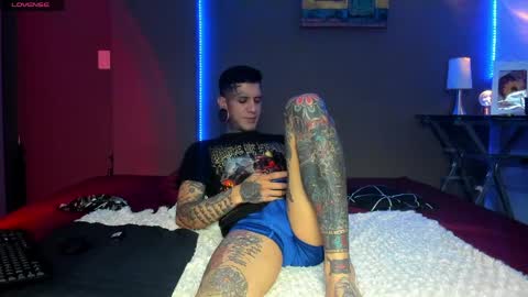 cleo y maikol online show from 03-26-26, 05:35