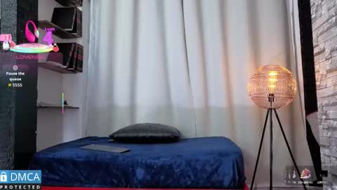 Snapshot of clhoee_ chatting on 10-09-25, 03:04 Clhoe online show from 10-09-25, 03:04