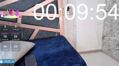 Snapshot of clhoee_ chatting on 11-05-25, 03:06 Clhoe online show from 11-05-25, 03:06