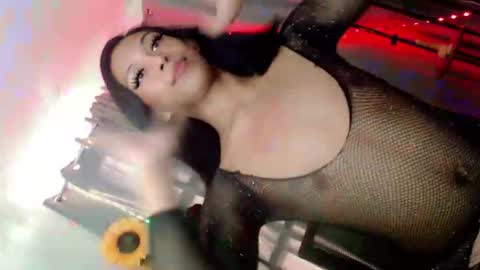 Snapshot of clinalynxx chatting on 11-24-25, 10:53 clinalynxx online show from 11-24-25, 10:53