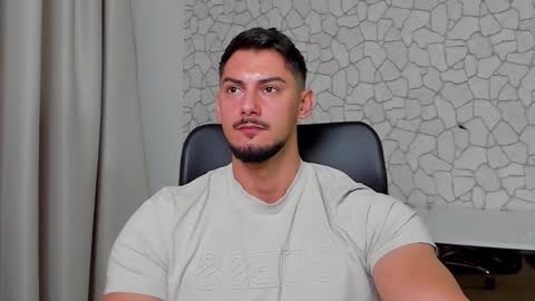 Snapshot of clintmasterss chatting on 11-07-25, 05:29 ClintMasterss online show from 11-07-25, 05:29