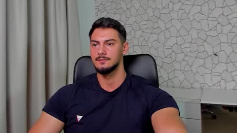 Snapshot of clintmasterss chatting on 11-19-25, 05:29 ClintMasterss online show from 11-19-25, 05:29