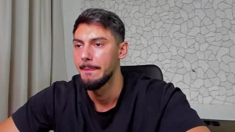 Snapshot of clintmasterss chatting on 11-20-25, 08:03 ClintMasterss online show from 11-20-25, 08:03