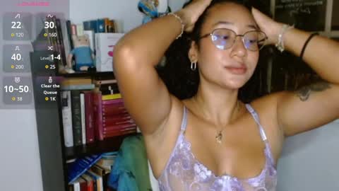 Clitia online show from 10-23-25, 11:03