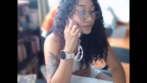 Snapshot of clitia_xx chatting on 04-13-26, 08:03 Clitia online show from 04-13-26, 08:03