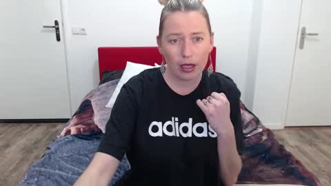 Syl  online show from 03-04-25, 10:13