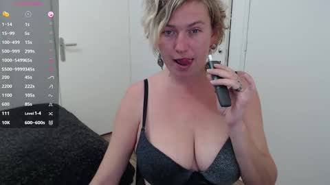 Syl  online show from 10-23-25, 07:18