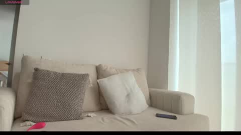 Snapshot of cloe_eevans chatting on 05-28-26, 02:47 Cloe online show from 05-28-26, 02:47