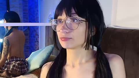 Cloe Leeee online show from 09-17-25, 01:02