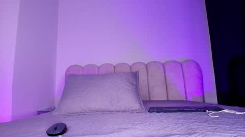 Snapshot of cloe_stanfort chatting on 12-04-25, 07:33 Cloe Stanfort online show from 12-04-25, 07:33