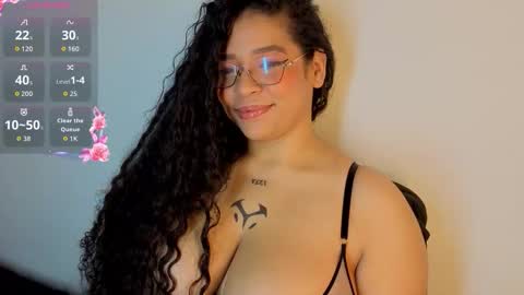 Snapshot of cloebunny_ chatting on 01-18-26, 11:03 Cloe Bunny online show from 01-18-26, 11:03