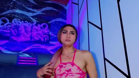 Snapshot of cloee_cameron chatting on 05-24-26, 01:32 cloee_cameron online show from 05-24-26, 01:32