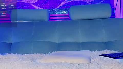 Snapshot of cloee_cameron chatting on 05-27-26, 01:57 cloee_cameron online show from 05-27-26, 01:57
