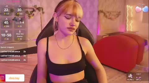 cloee_tay1 online show from 07-30-26, 11:31