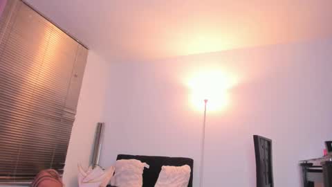 Snapshot of cloekatz_ chatting on 10-23-25, 06:13 Cloe Katz online show from 10-23-25, 06:13