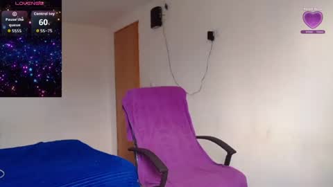 Snapshot of cloey_katherim chatting on 06-17-26, 12:18 cloey_katherim online show from 06-17-26, 12:18