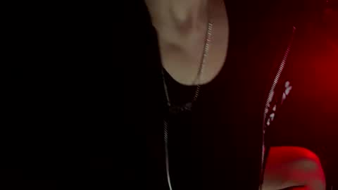 Snapshot of cloudsixtnine chatting on 12-17-25, 10:21 Drew online show from 12-17-25, 10:21