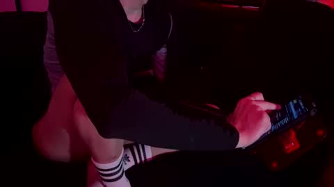 Snapshot of cloudsixtnine chatting on 02-22-26, 07:01 Drew online show from 02-22-26, 07:01