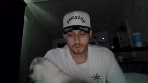 Snapshot of cloudyydayzz chatting on 05-02-26, 03:39 tallhungandcloudy online show from 05-02-26, 03:39