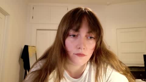 Snapshot of clover_tully chatting on 02-10-26, 02:26 Clover online show from 02-10-26, 02:26