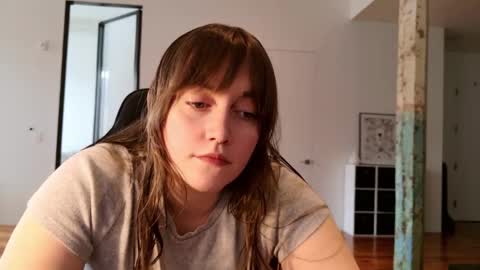 Snapshot of clover_tully chatting on 03-17-26, 06:33 Clover online show from 03-17-26, 06:33