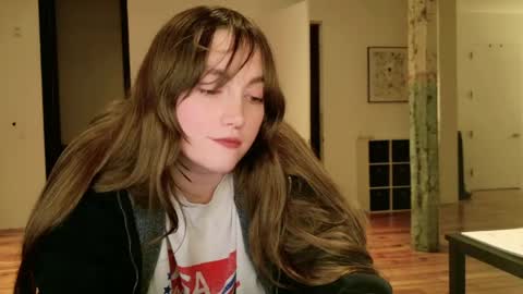 Clover online show from 04-28-26, 05:23