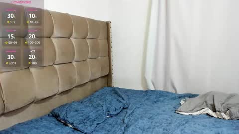 Snapshot of cloverrmoon chatting on 02-08-25, 09:03 clover online show from 02-08-25, 09:03