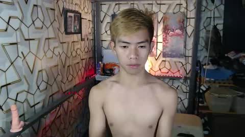 clyde_twinkx online show from 10-30-25, 04:52