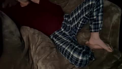 Snapshot of clydeninethousand chatting on 10-13-25, 12:49 clydeninethousand online show from 10-13-25, 12:49