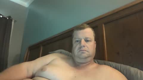 cmachen online show from 10-11-25, 03:21