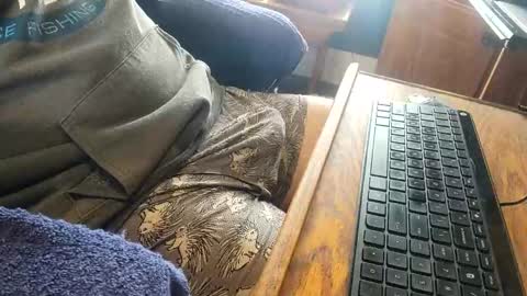 Snapshot of coach_d chatting on 01-08-26, 04:42 coach_d online show from 01-08-26, 04:42