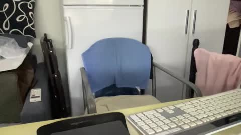 Coach Karl Porn Star Tip me all the way to my next trip online show from 10-21-25, 12:55